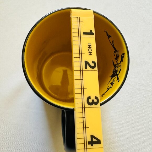 Disney's Magic Kingdom Pirates of the Caribbean Collectible Coffee Mug & DVD Lot - Picture 4 of 16